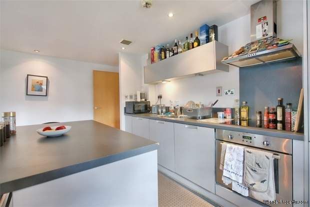 Additional Property Image 2 bedroom Flat for sale in London 4