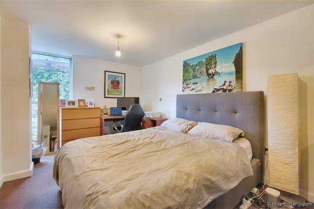 Additional Property Image 2 bedroom Flat for sale in London 6