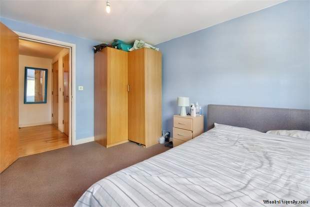 Additional Property Image 2 bedroom Flat for sale in London 10