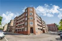 2 bedroom Flat for sale in London