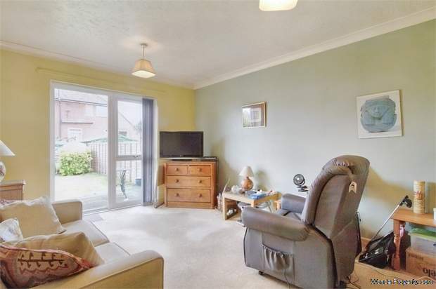 Additional Property Image 2 bedroom Terraced Bungalow for sale in Bury St Edmunds 2