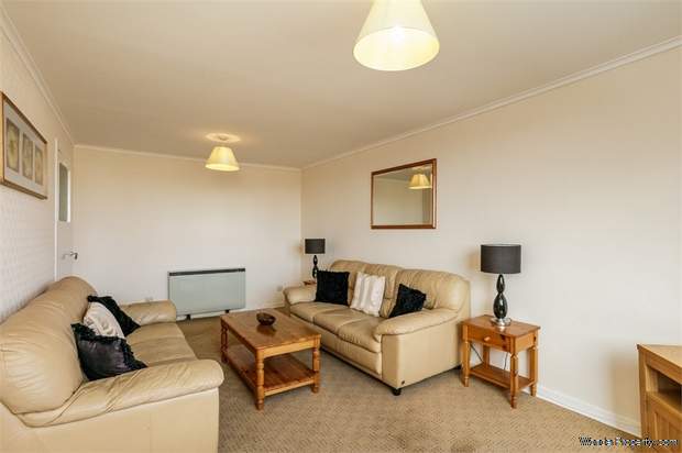 Additional Property Image 2 bedroom Flat for sale in Aberdeen 3