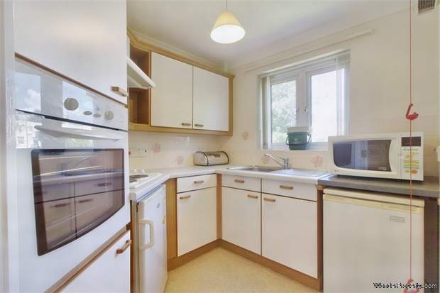 Additional Property Image 1 bedroom Retirement Property for sale in Swansea 4
