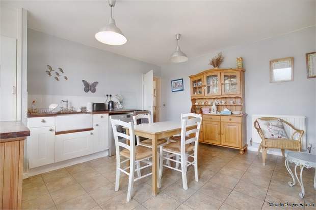 Additional Property Image 3 bedroom Maisonette for sale in Leeds 3