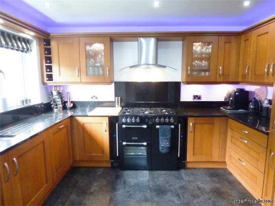 Additional Property Image 5 bedroom Detached for sale in Shipley 5