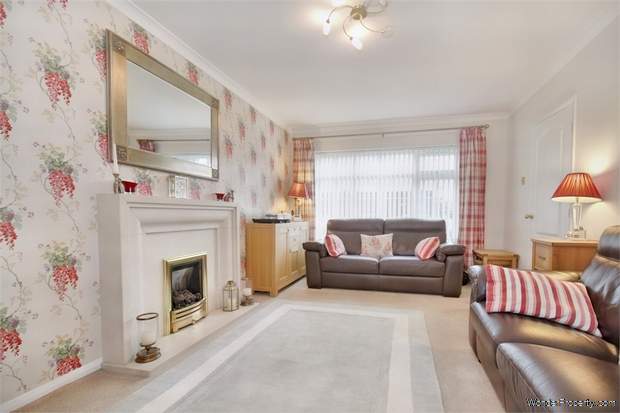 Additional Property Image 4 bedroom Detached for sale in Mirfield 2