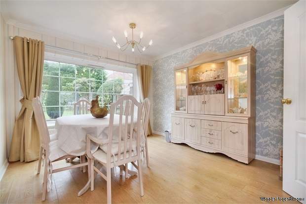 Additional Property Image 4 bedroom Detached for sale in Mirfield 4
