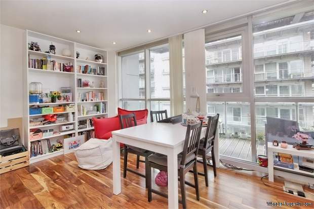 Additional Property Image 2 bedroom Flat for sale in Salford 6