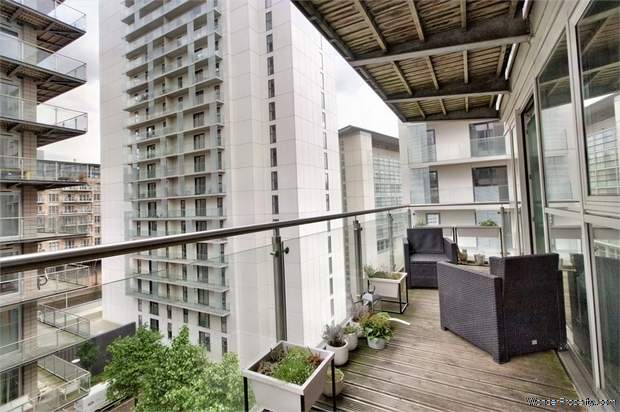 Additional Property Image 2 bedroom Flat for sale in Salford 9