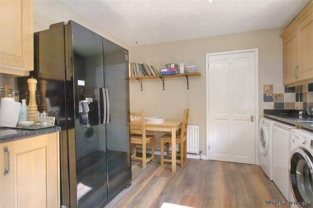 Additional Property Image 4 bedroom Detached for sale in Stockbridge 4