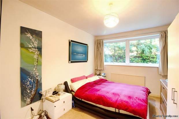 Additional Property Image 2 bedroom Flat for sale in London 6