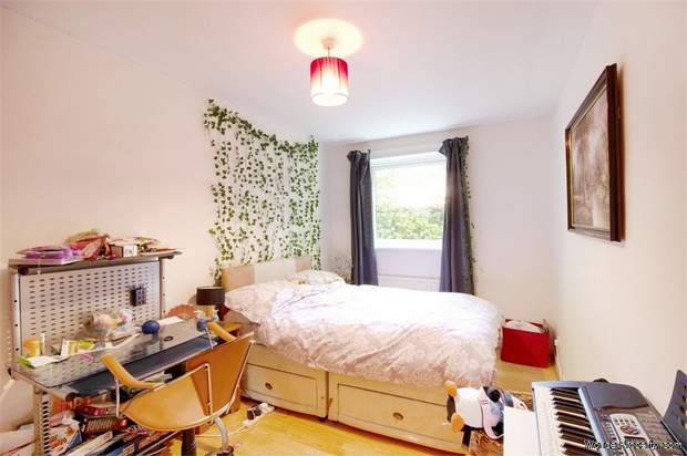 Additional Property Image 2 bedroom Flat for sale in London 7