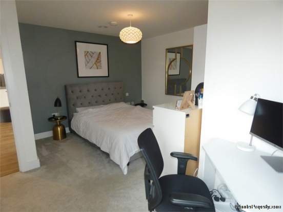 Additional Property Image 2 bedroom Flat for sale in Staines-upon-Thames 5