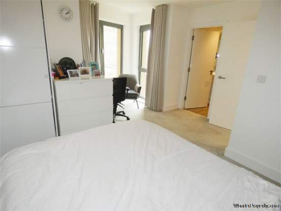 Additional Property Image 2 bedroom Flat for sale in Staines-upon-Thames 6