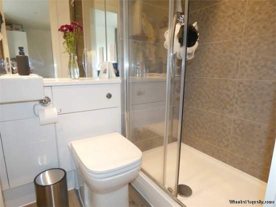 Additional Property Image 2 bedroom Flat for sale in Staines-upon-Thames 7