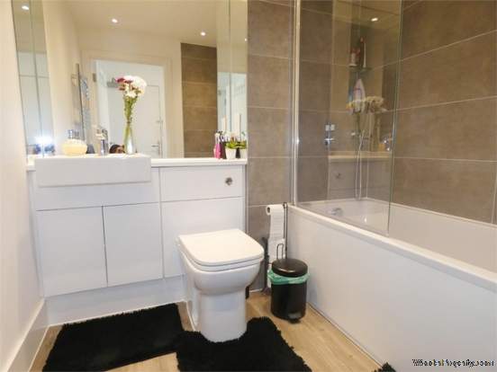Additional Property Image 2 bedroom Flat for sale in Staines-upon-Thames 9
