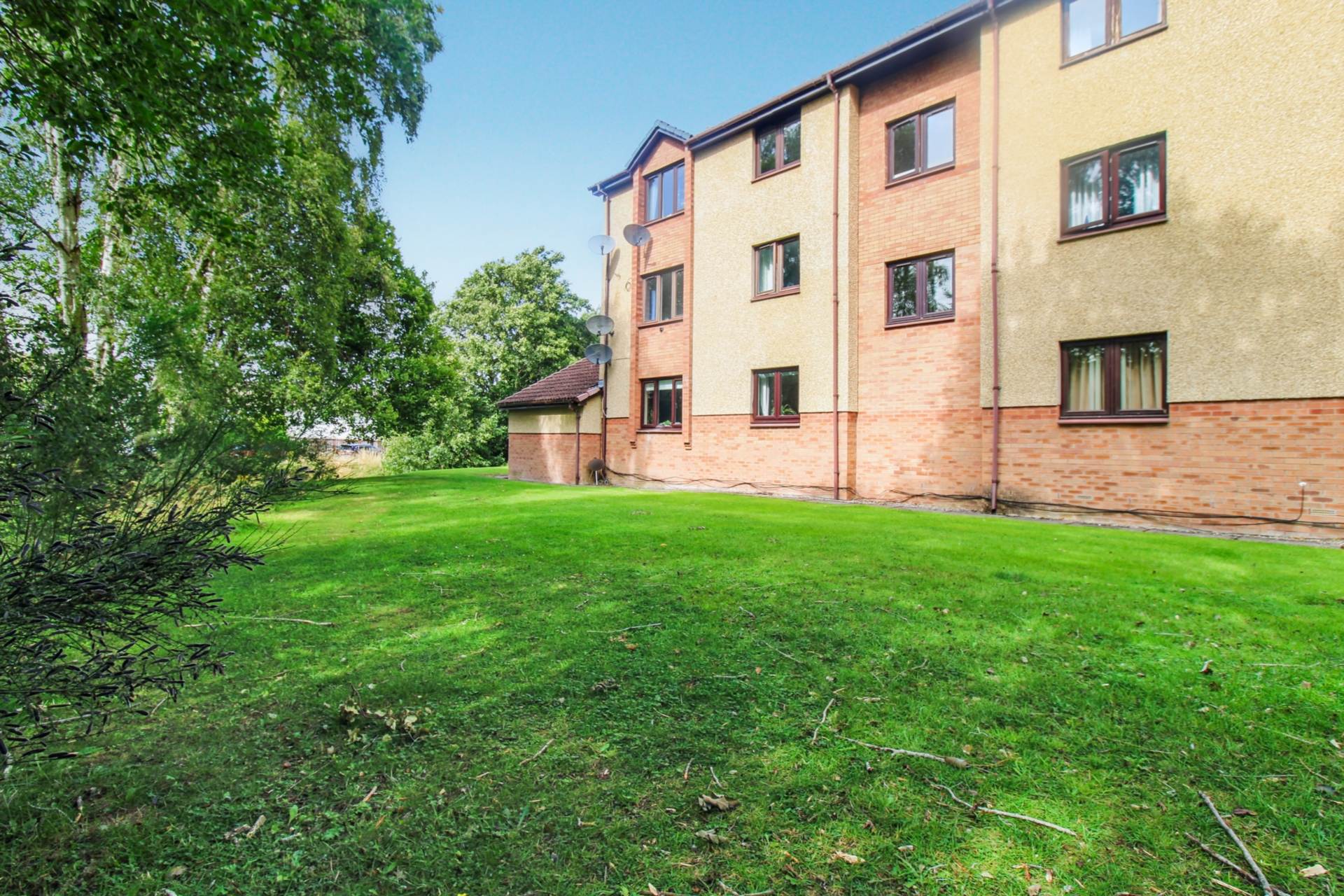 Additional Property Image 2 bedroom Apartment for sale in Inverness 15