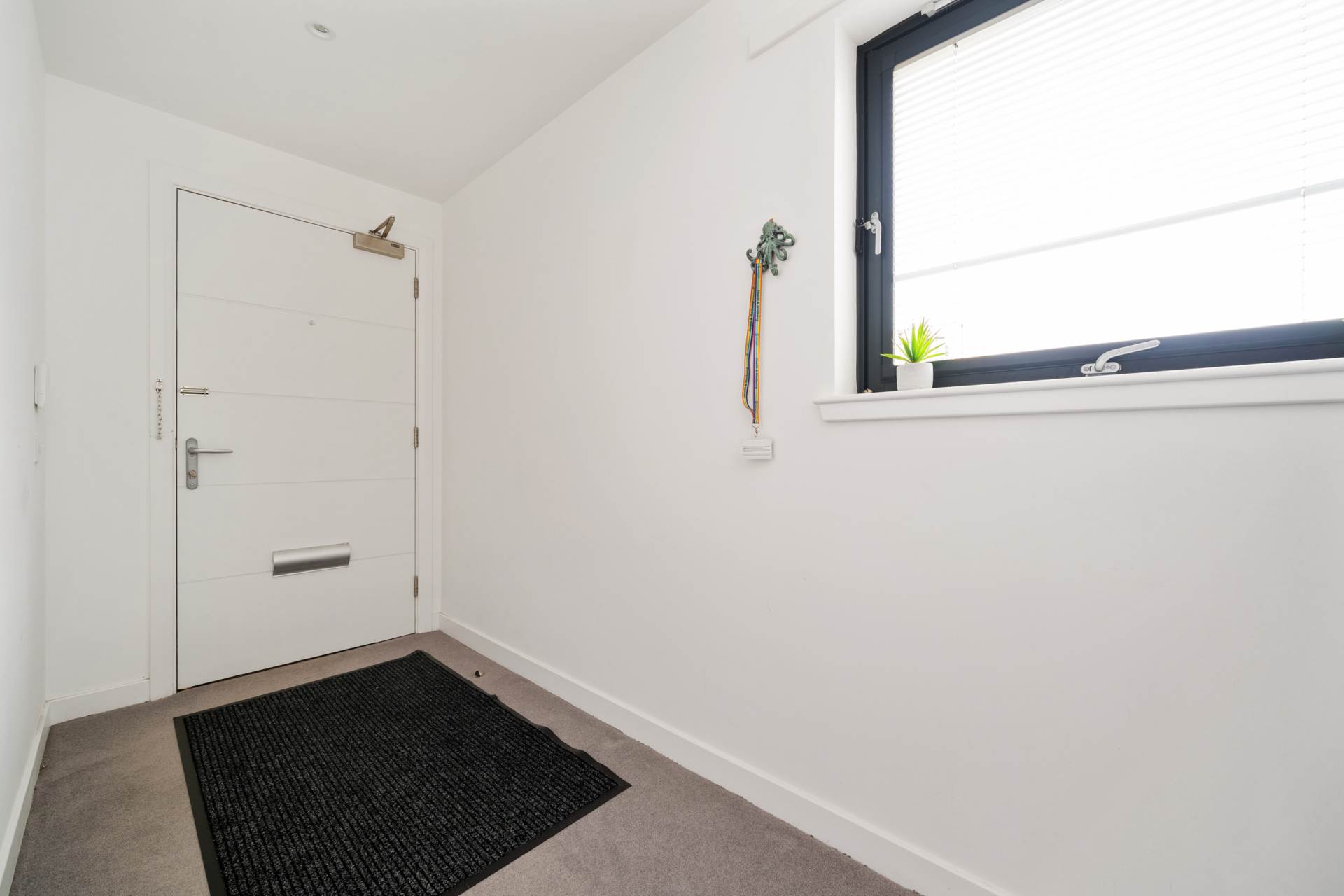Additional Property Image 2 bedroom Flat for sale in Glasgow 18