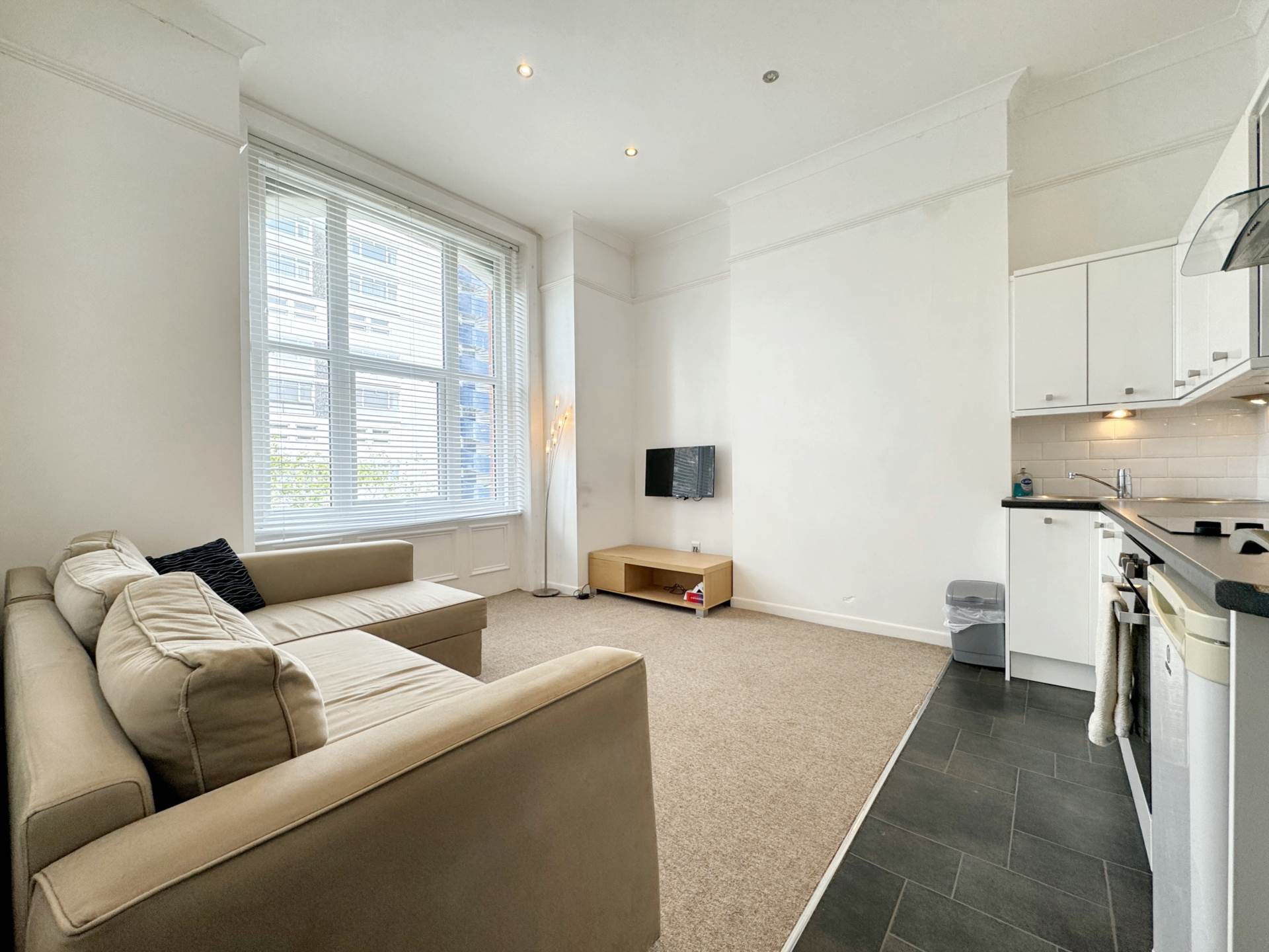 Additional Property Image 1 bedroom Flat to rent in Bournemouth 2