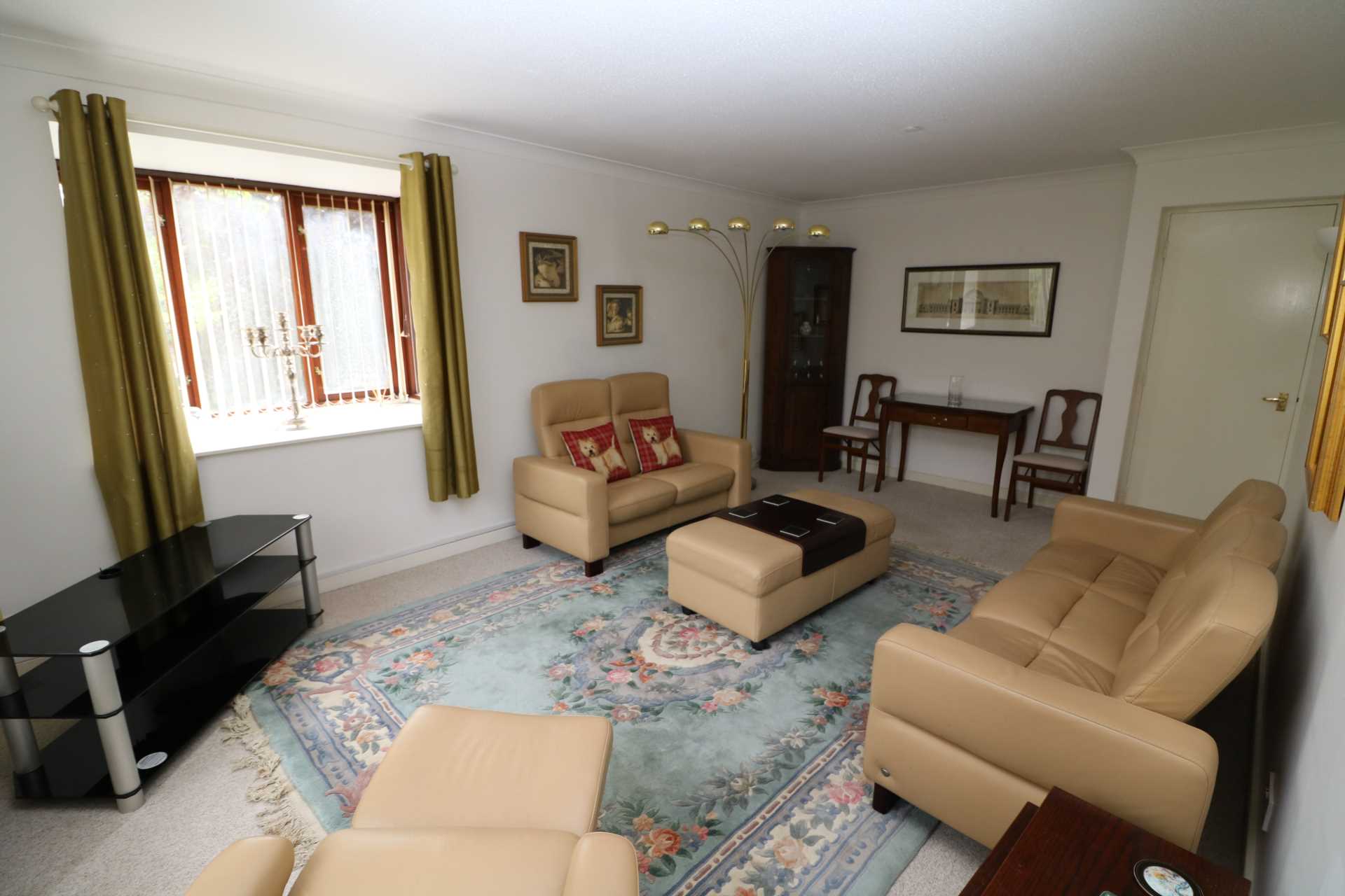 Additional Property Image 2 bedroom Flat to rent in Poole 3