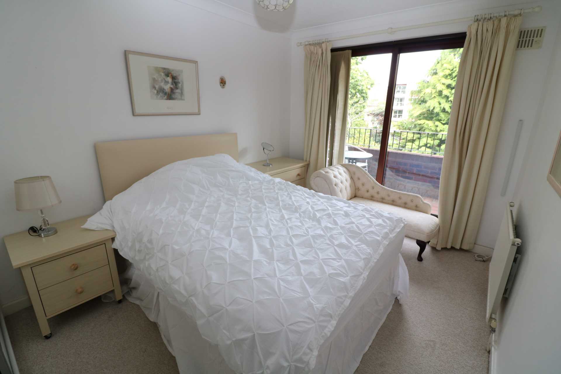 Additional Property Image 2 bedroom Flat to rent in Poole 6