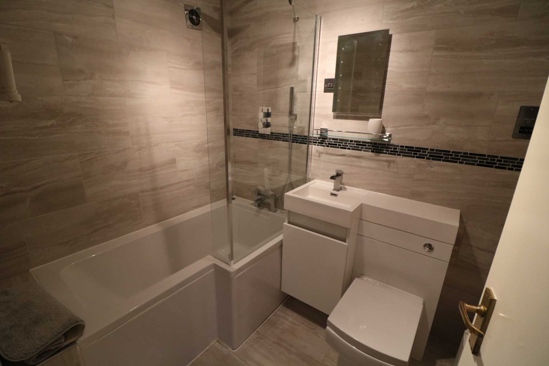 Additional Property Image 2 bedroom Flat to rent in Poole 8