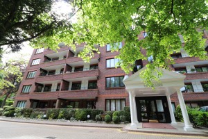 2 bedroom Flat to rent in Poole