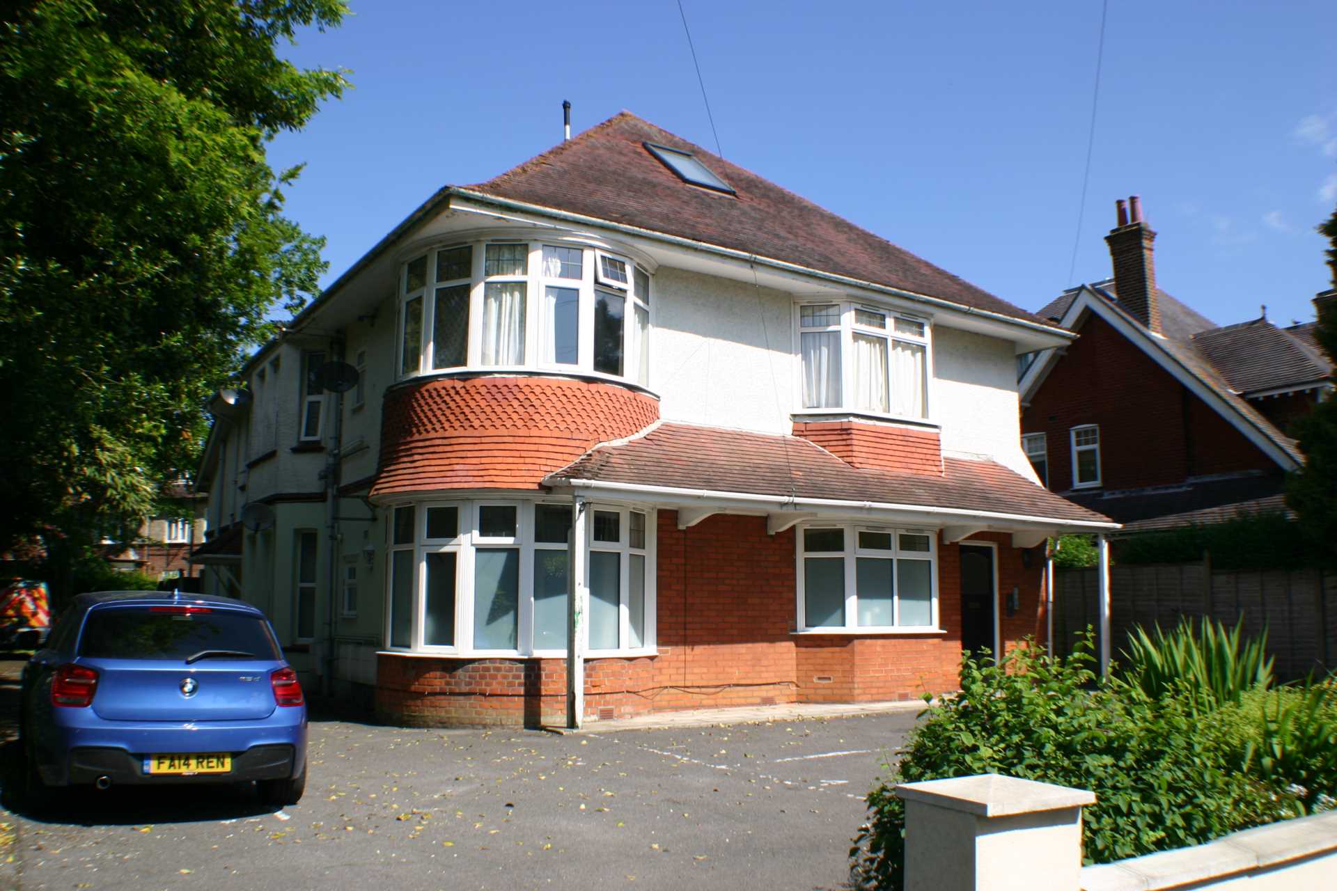 1 bedroom Flat to rent in Bournemouth
