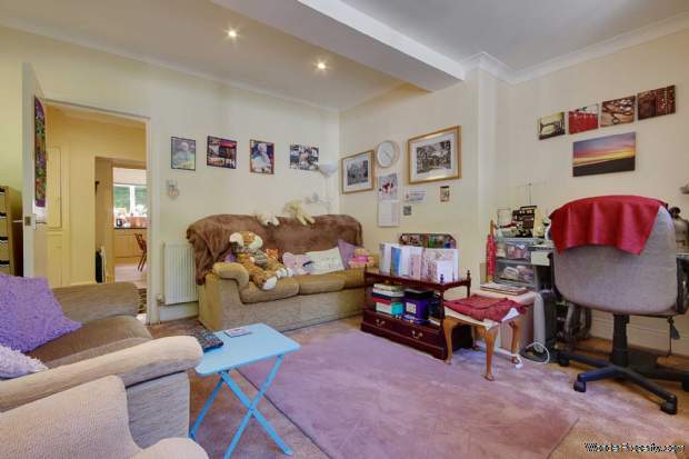 Additional Property Image 2 bedroom Maisonette for sale in Bournemouth 4