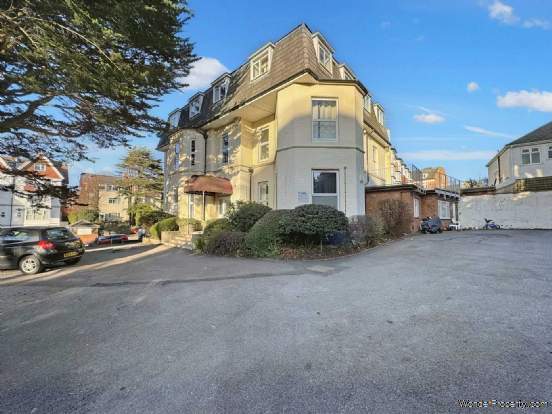 1 bedroom Flat for sale in Bournemouth