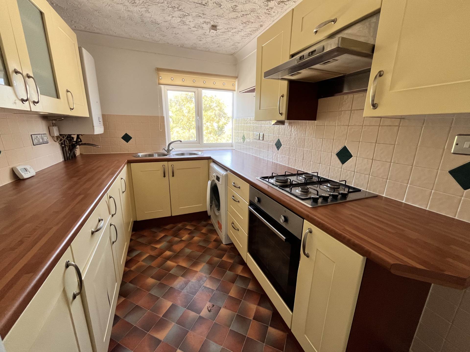 Additional Property Image 1 bedroom Flat for sale in Poole 3