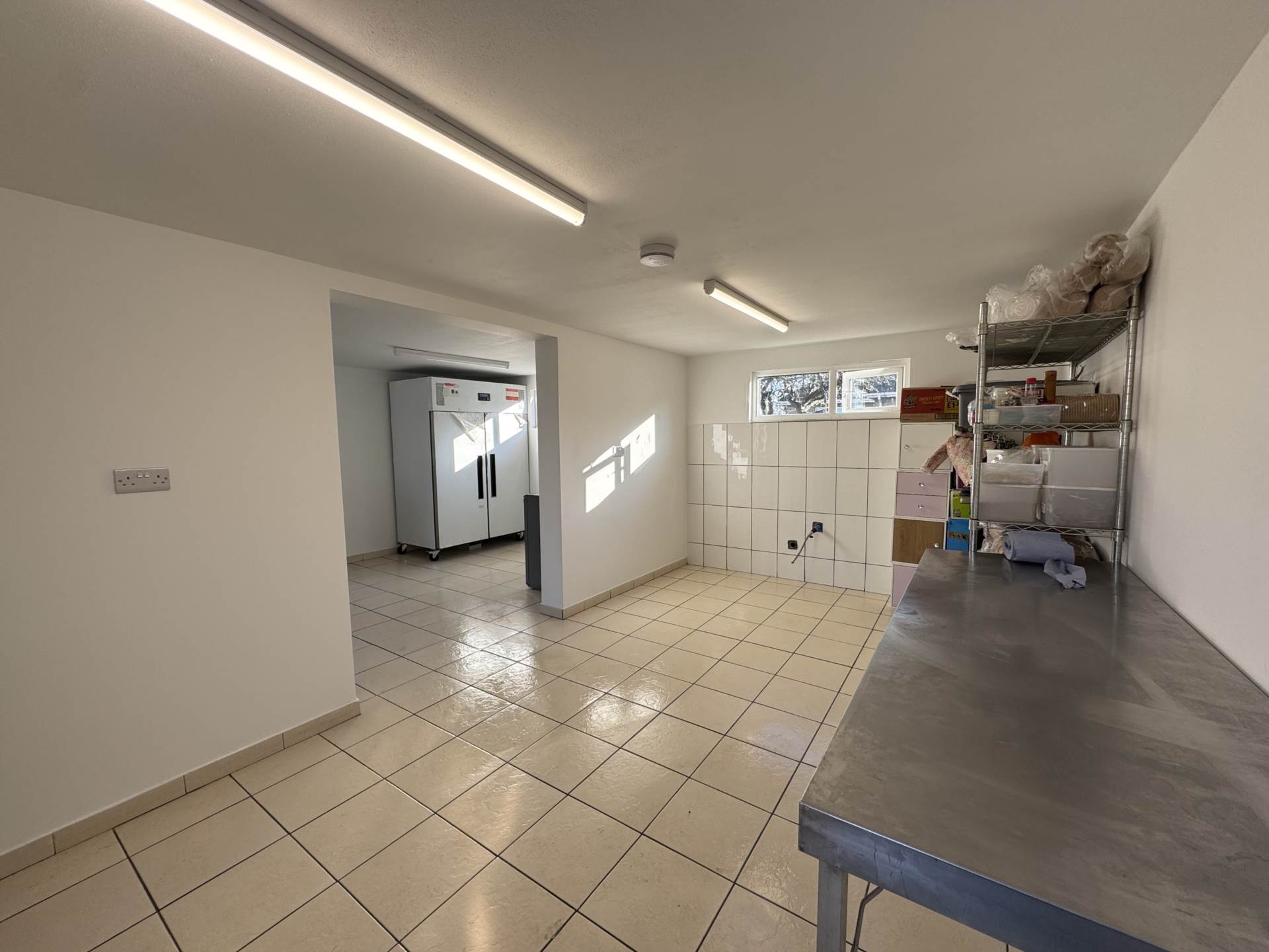 Additional Property Image 2 bedroom Bungalow for sale in Bournemouth 20