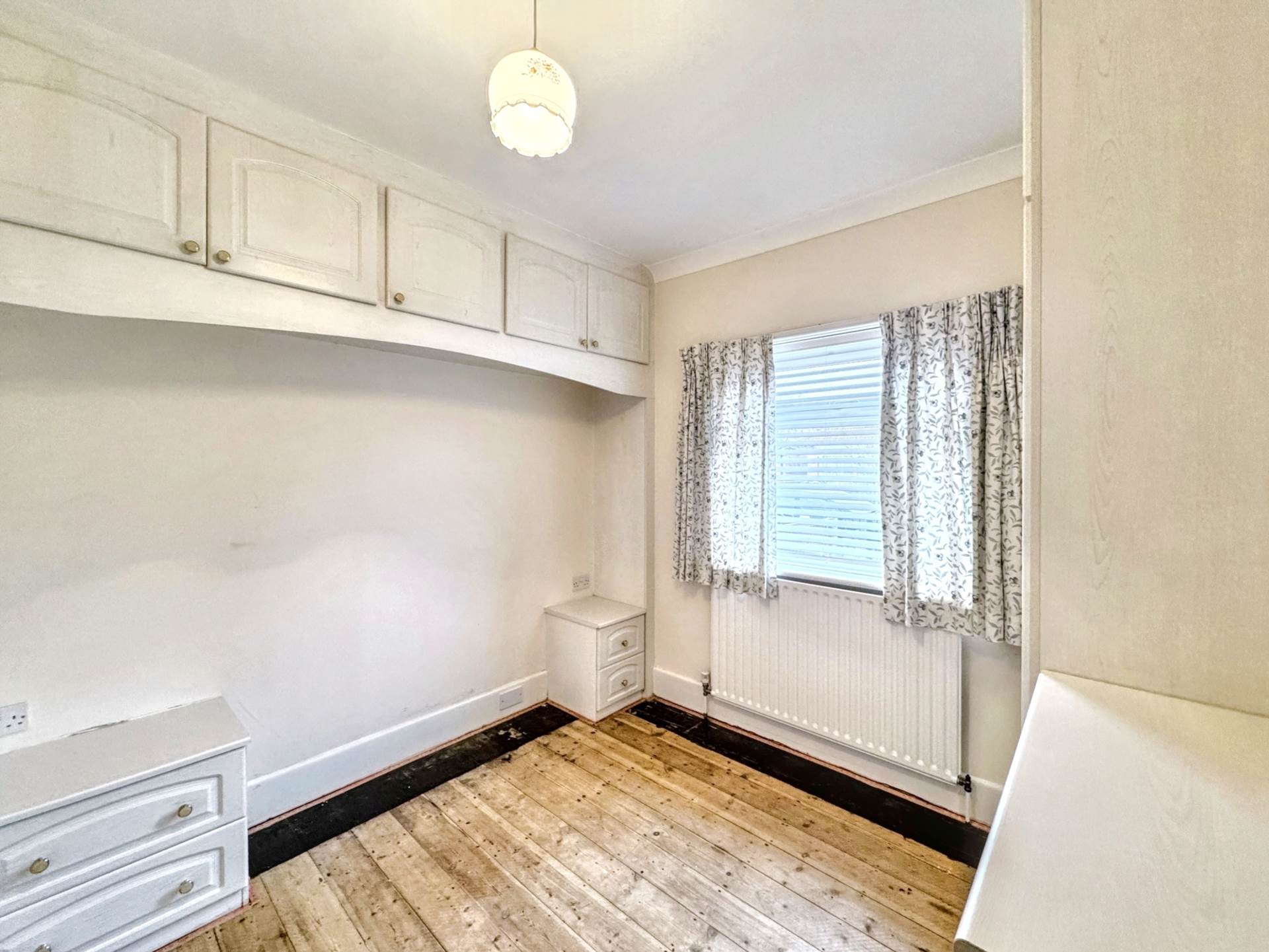 Additional Property Image 2 bedroom Detached Bungalow for sale in Bournemouth 13