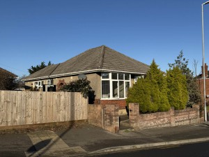 2 bedroom Bungalow for sale in Bournemouth