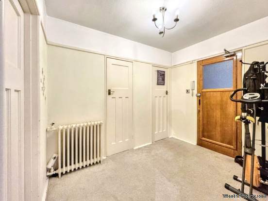 Additional Property Image 2 bedroom Flat for sale in Bournemouth 7