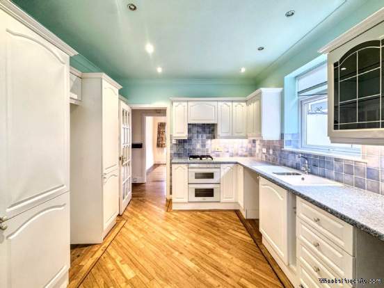 Additional Property Image 2 bedroom Detached Bungalow for sale in Bournemouth 4