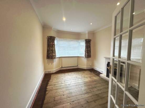 Additional Property Image 2 bedroom Detached Bungalow for sale in Bournemouth 12