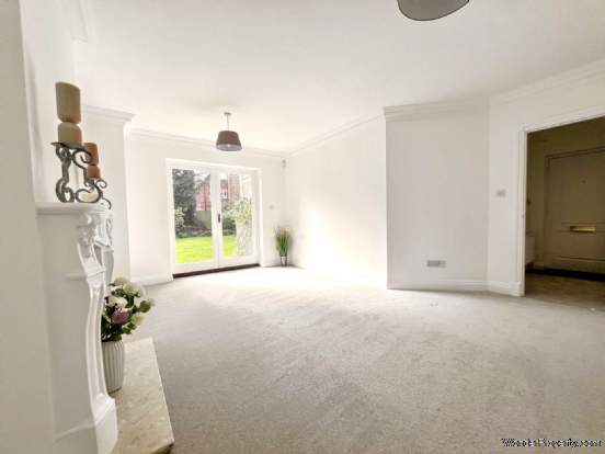 Additional Property Image 2 bedroom Flat for sale in Bournemouth 2