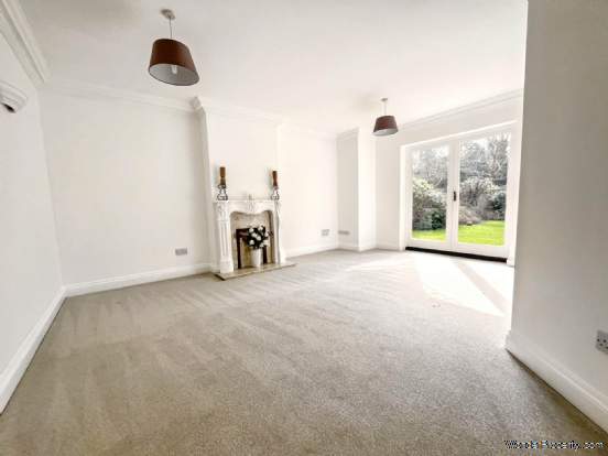 Additional Property Image 2 bedroom Flat for sale in Bournemouth 3