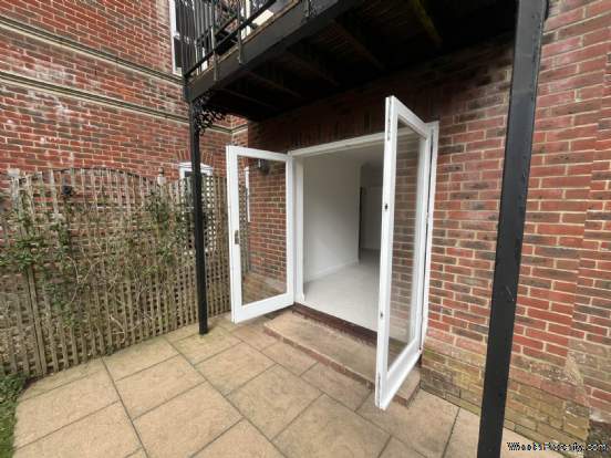 Additional Property Image 2 bedroom Flat for sale in Bournemouth 4