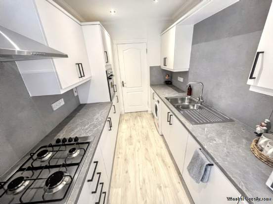 Additional Property Image 2 bedroom Flat for sale in Bournemouth 6