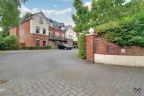 2 bedroom Flat for sale in Bournemouth