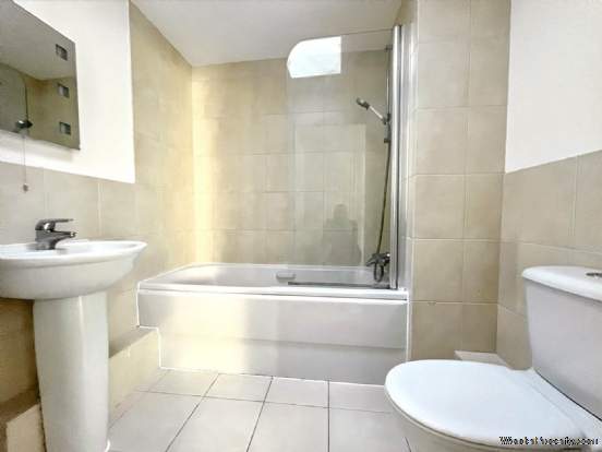 Additional Property Image 2 bedroom Flat for sale in Bournemouth 7