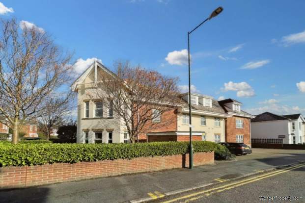 Additional Property Image 2 bedroom Flat for sale in Bournemouth 8