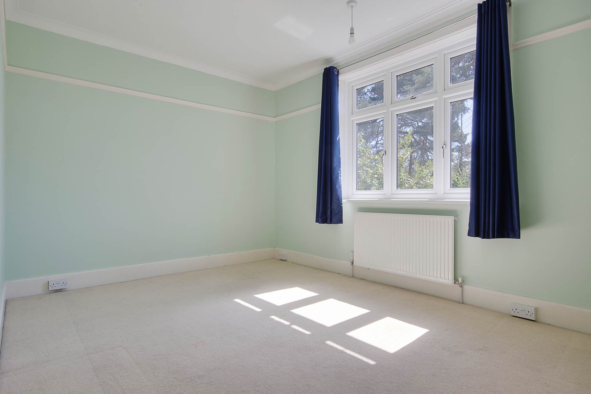 Additional Property Image 4 bedroom Detached for sale in Bournemouth 38