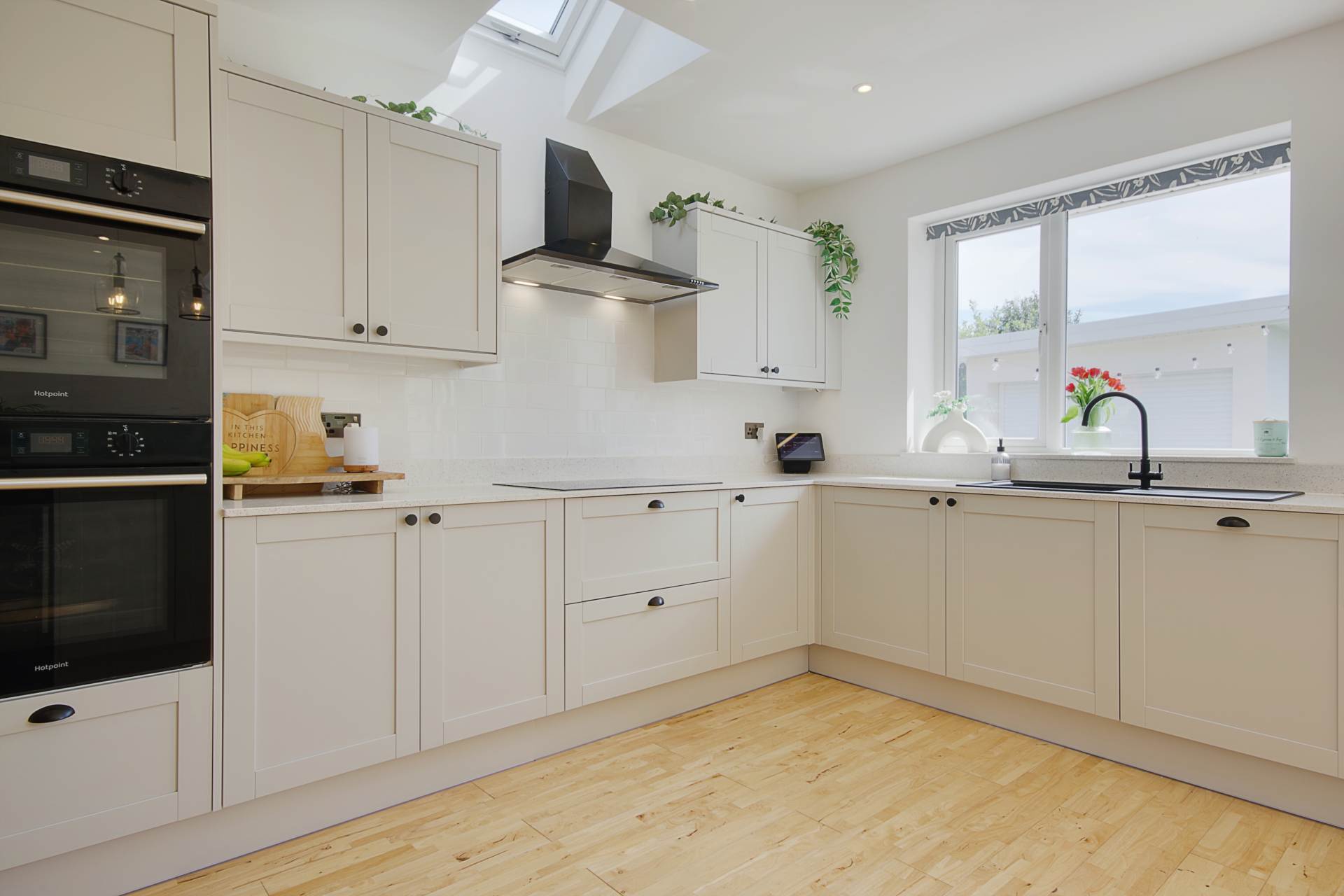 Additional Property Image 3 bedroom Bungalow for sale in Bournemouth 6