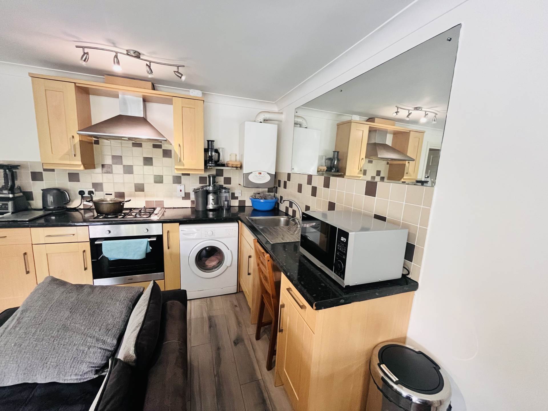 Additional Property Image 2 bedroom Flat for sale in Bournemouth 7