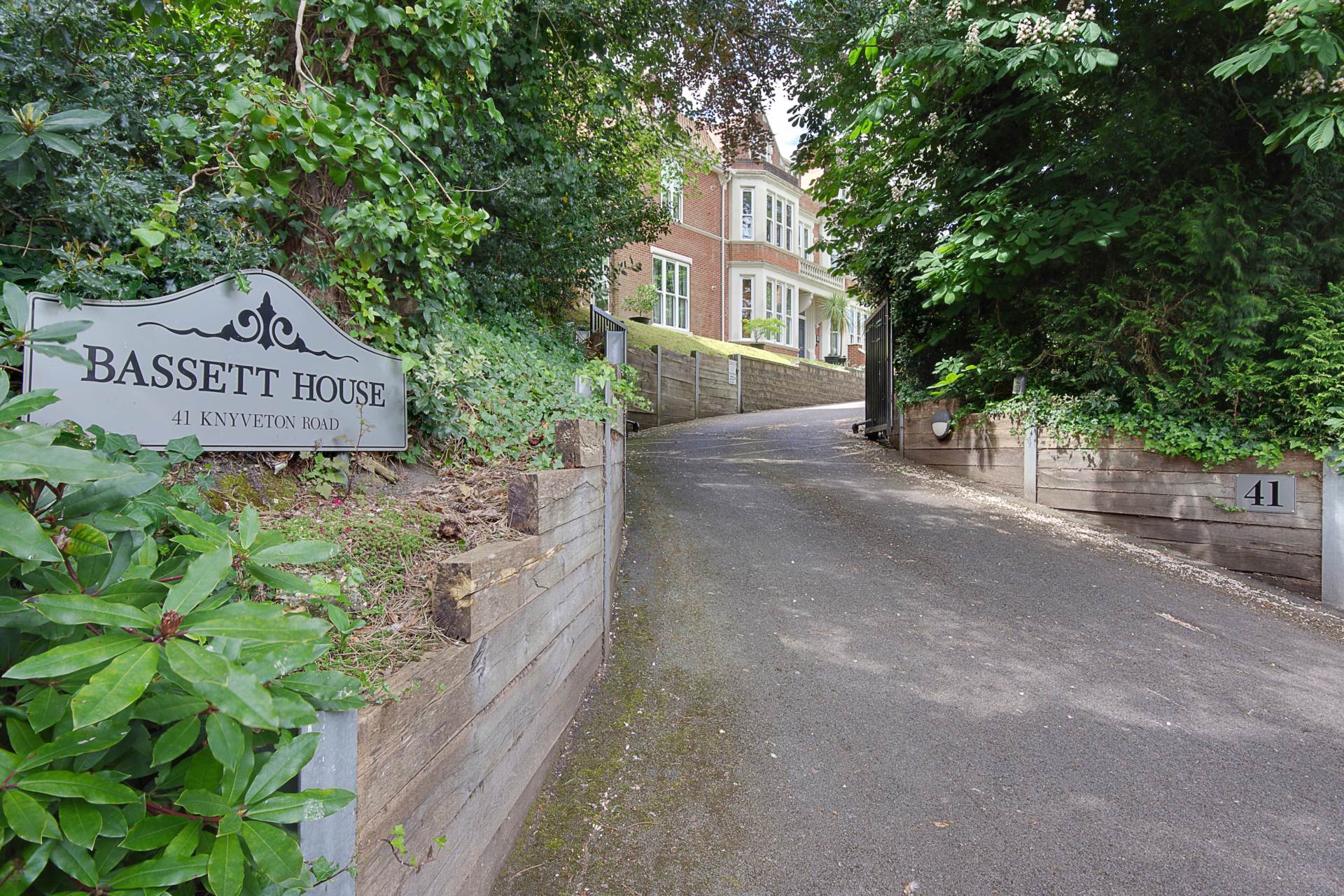 Additional Property Image 2 bedroom Apartment for sale in Bournemouth 17