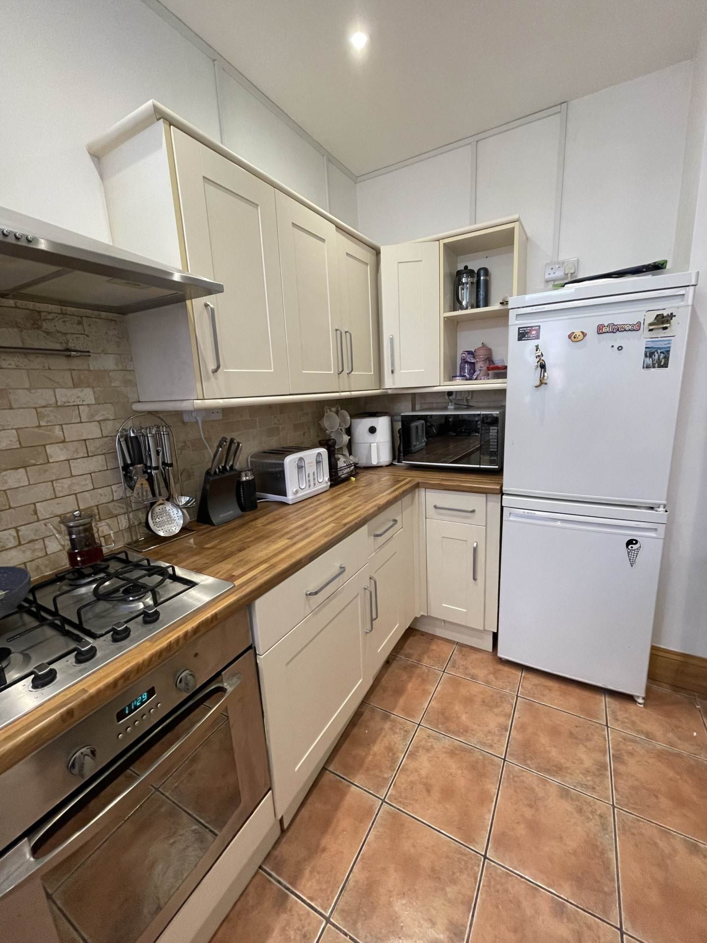 Additional Property Image 2 bedroom Flat for sale in Bournemouth 5