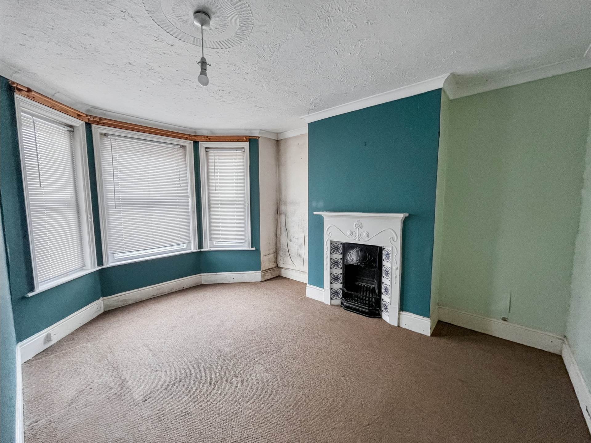 Additional Property Image 3 bedroom Semi Detached for sale in Bournemouth 6